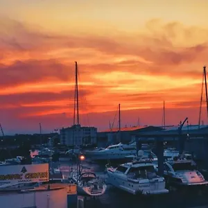 https://22b-puigmal-d.catalonia-hotels.com